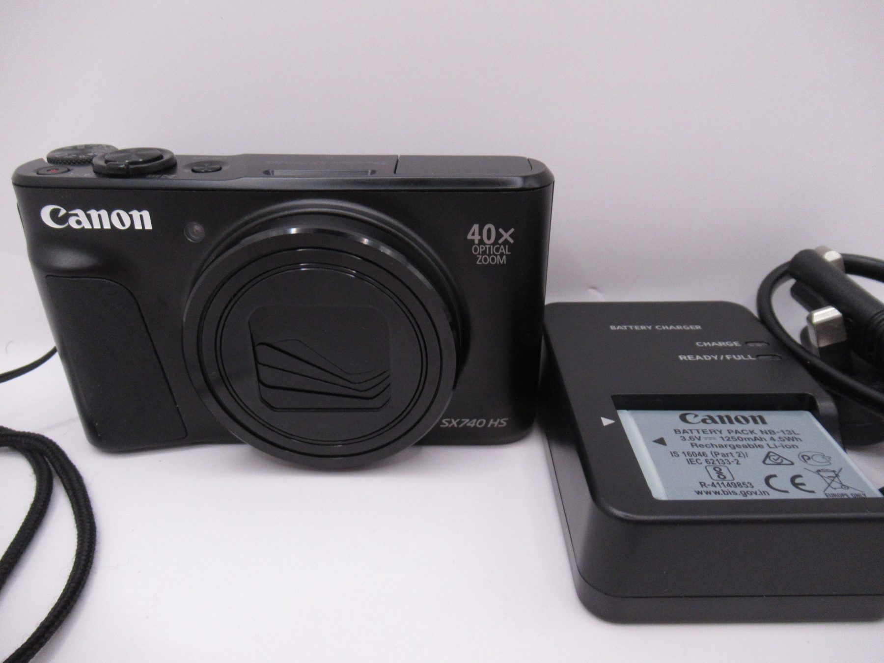 Canon PowerShot SX740 HS Digital Point and Shoot Camera 20.3MP - Black